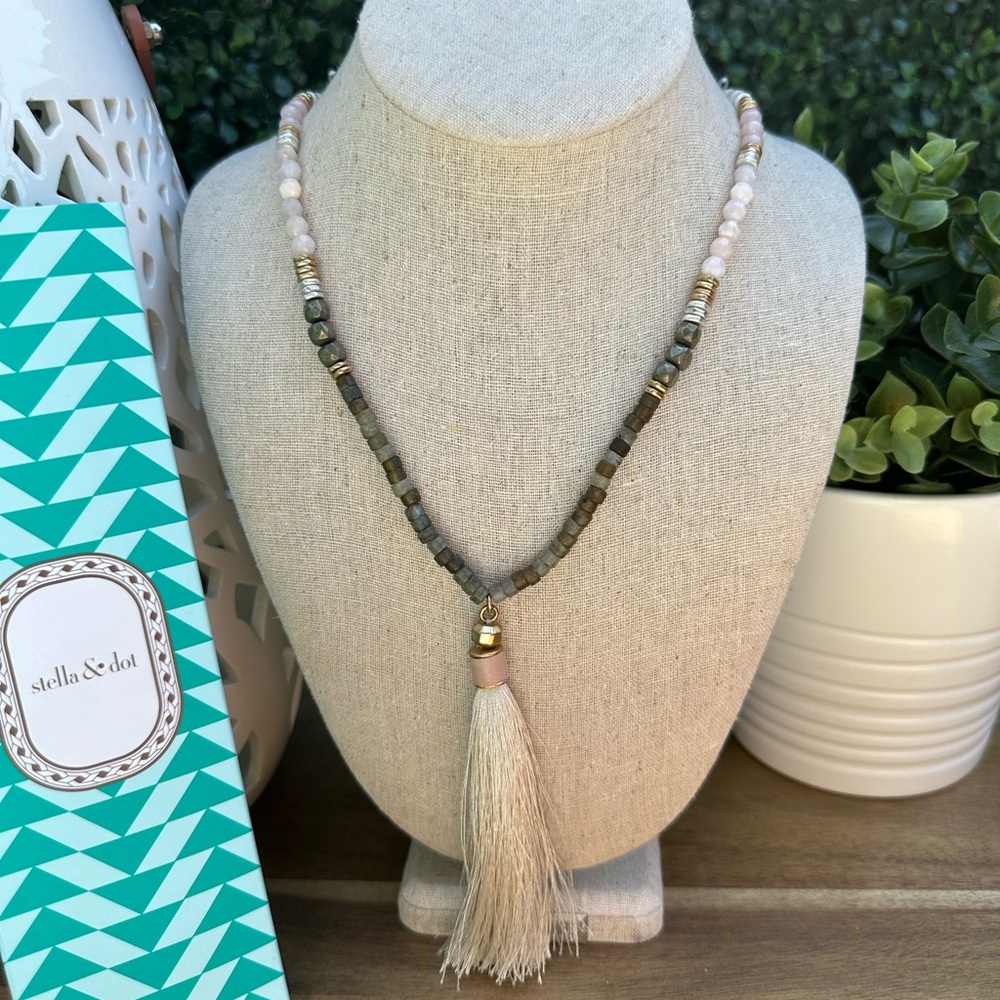 Stella & Dot Antonia Necklace with Tassel - Blush
